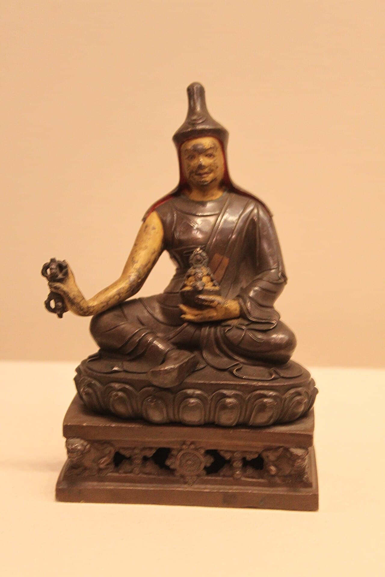 Padmasambhava Gold Detail Scroll